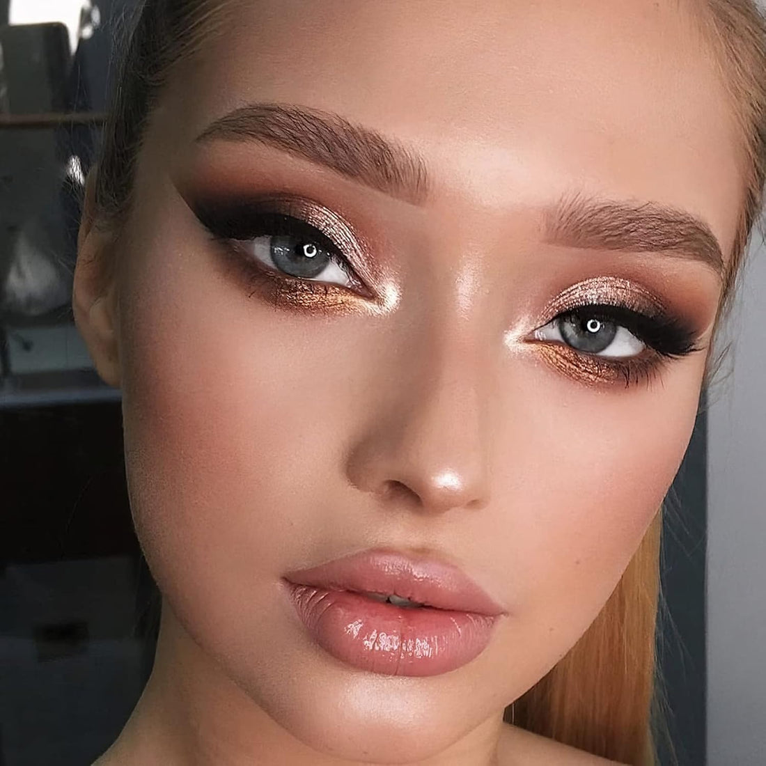 Lip Care 101: How to Keep Your Lips Soft, Healthy, and Beautiful