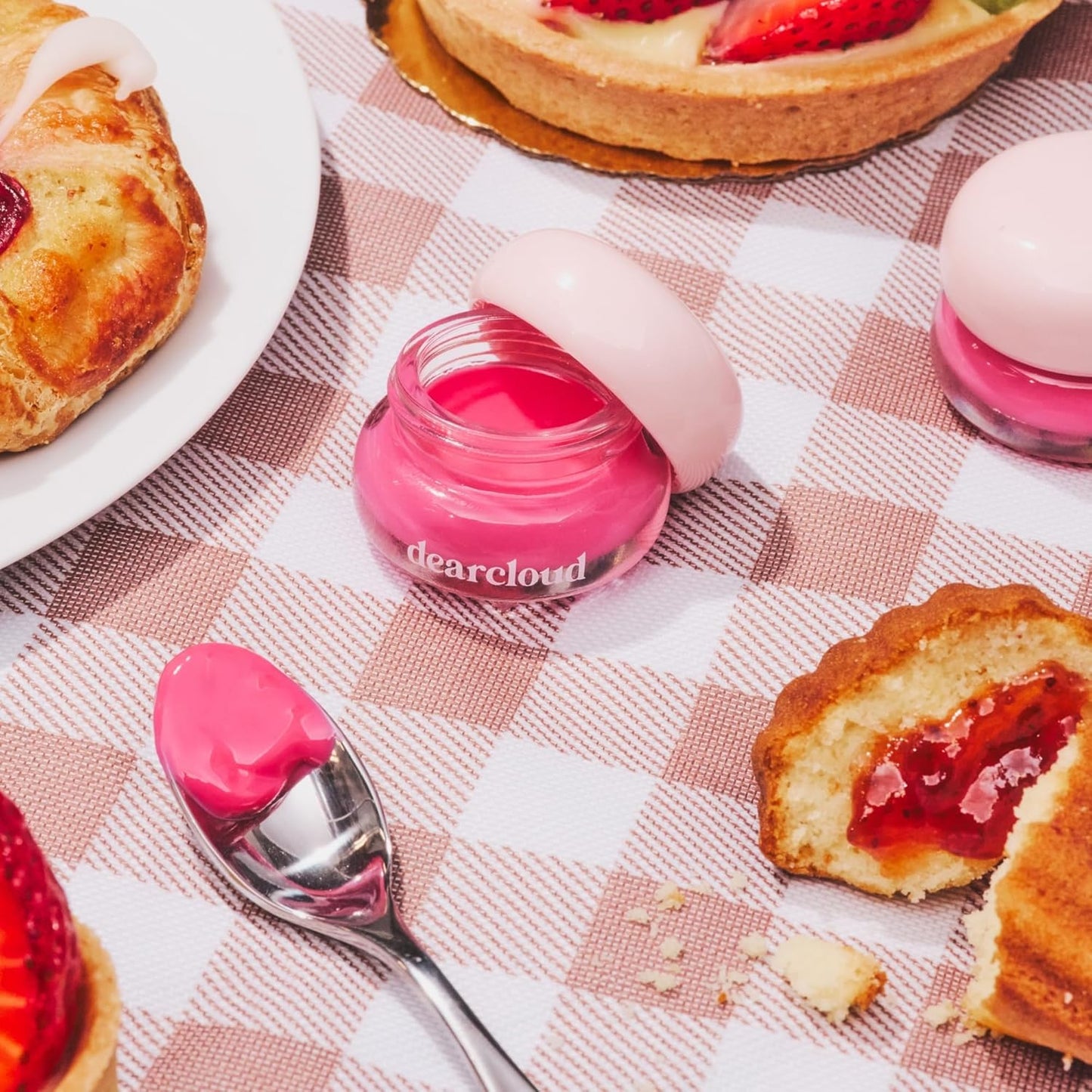 dearcloud Dewy Lip Jam – Hydrating Lip Balm & Gloss with Vitamin E, Korean Skincare (Strawberry)