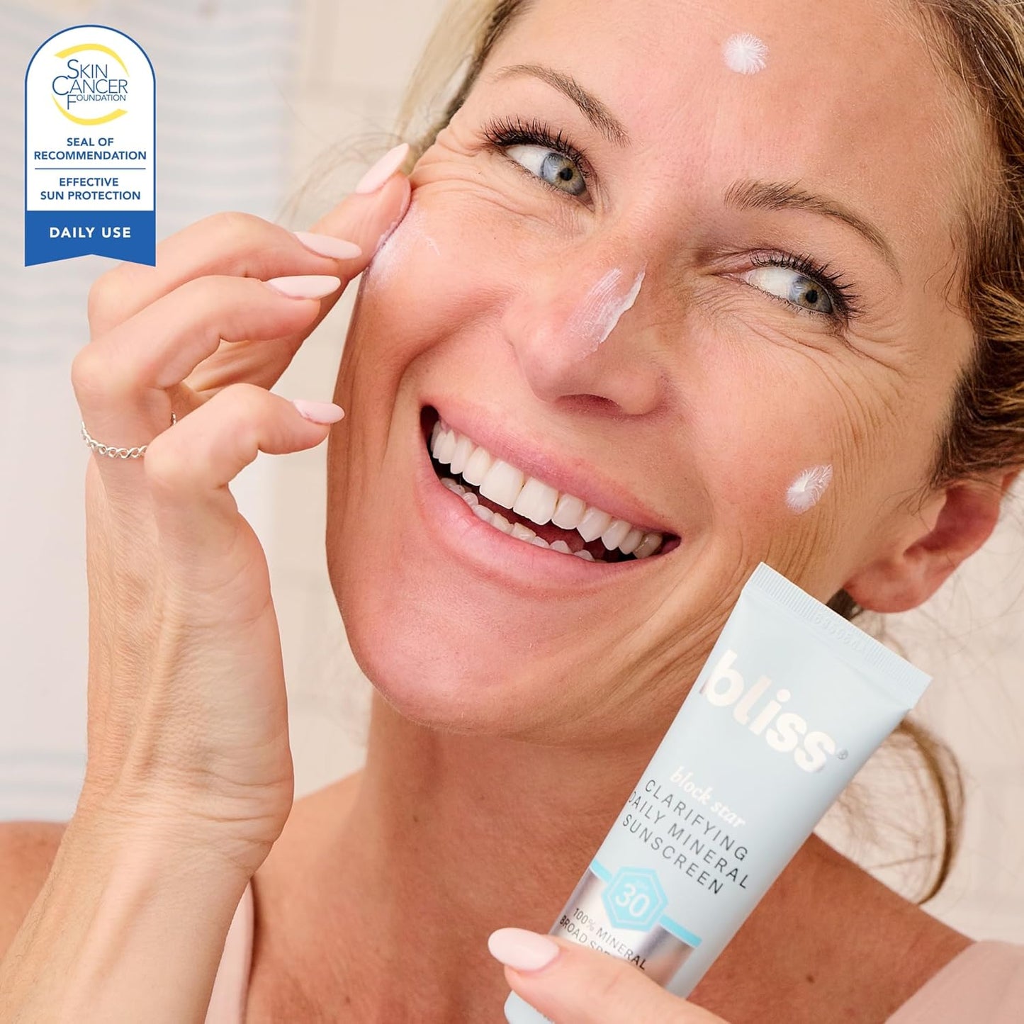 Bliss Block Star Clarifying Daily Mineral Sunscreen Broad Spectrum SPF 30, Blendable Pore Safe Formula for Blemish Prone Skin with Salicylic Acid and Witch Hazel, 1.4 Fl Oz